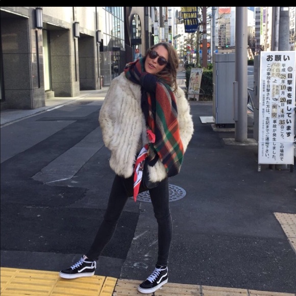 saga fox fur coat - Picture 4 of 4